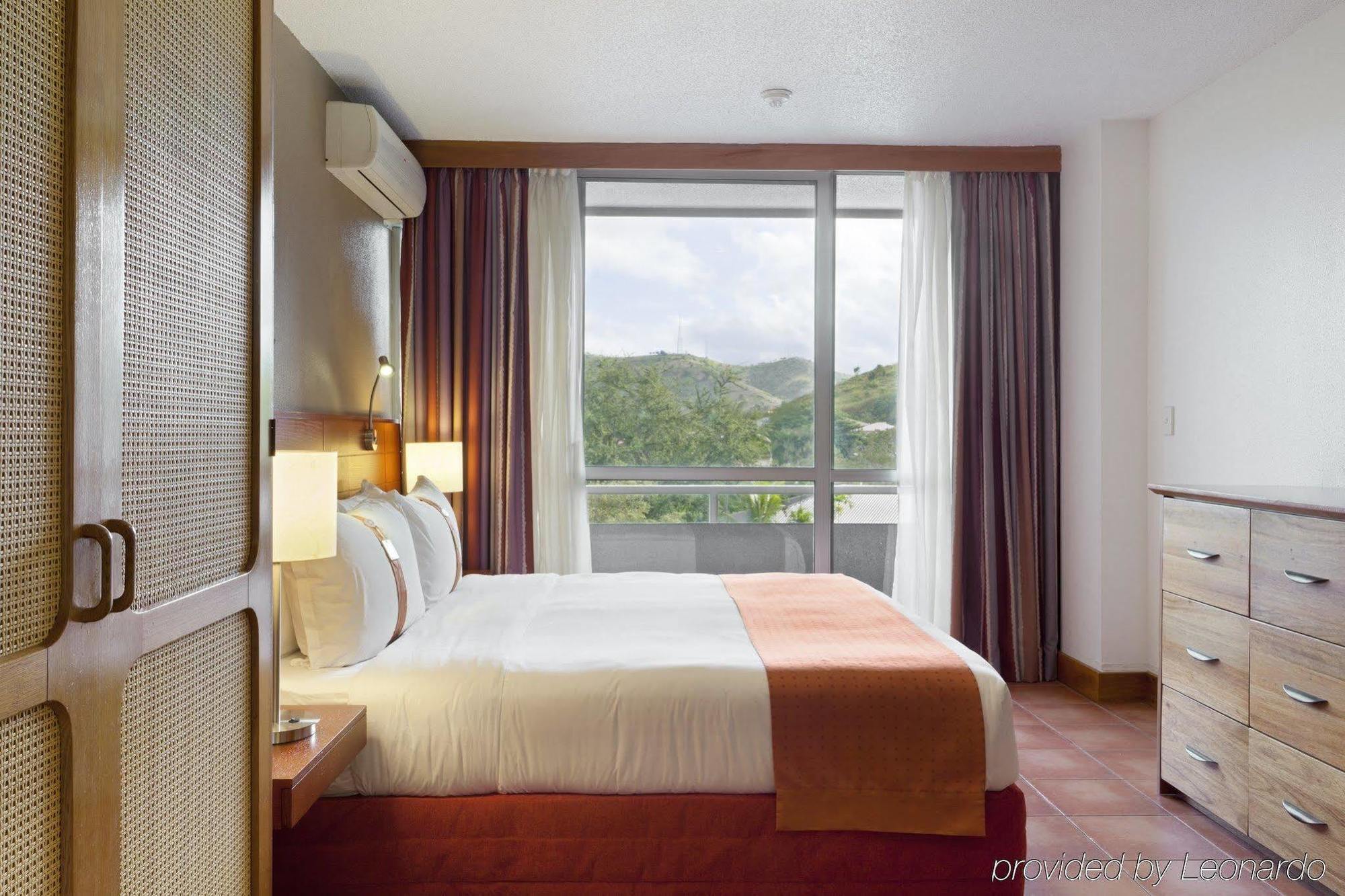 Holiday Inn & Suites Port Moresby By Ihg Quarto foto